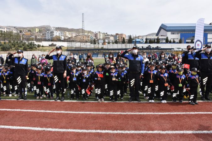 Şırnak'ta uçurtma şenliği düzenlendi 3