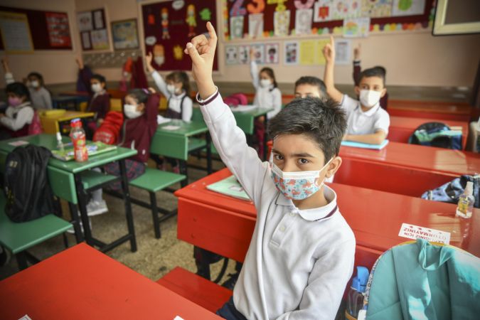 Gaziantep'te dezavantajlı mahallenin "koleji andıran" okulu dikkati çekiyor 18