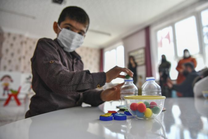 Gaziantep'te dezavantajlı mahallenin "koleji andıran" okulu dikkati çekiyor 22