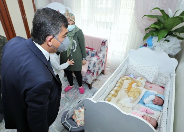 Başkan fadıloğlu, Şehit Ailesiyle İftar Yaptı 5