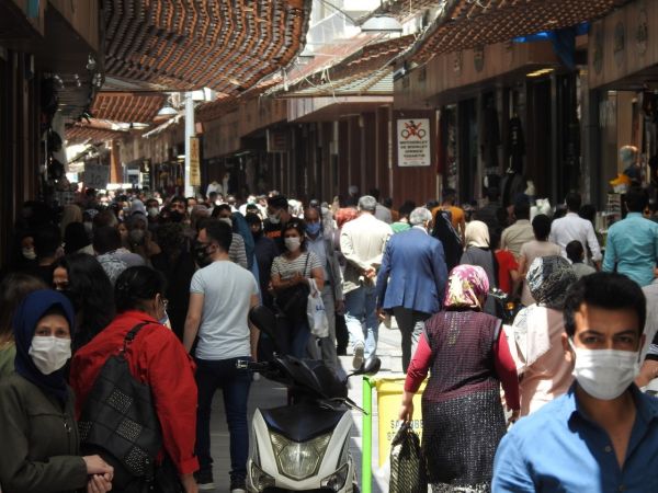Gaziantep'te tam kapanma öncesi bayram yoğunluğu 5