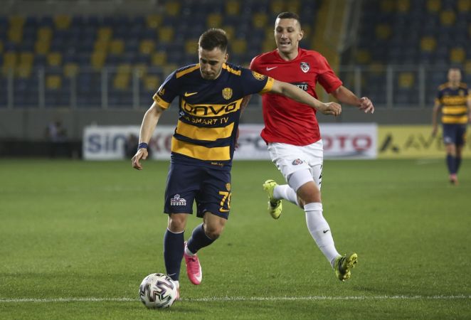 Maçtan Kareler...Süper Lig: MKE Ankaragücü: 0 - Gaziantep FK: 1 (Maç sonucu) 15