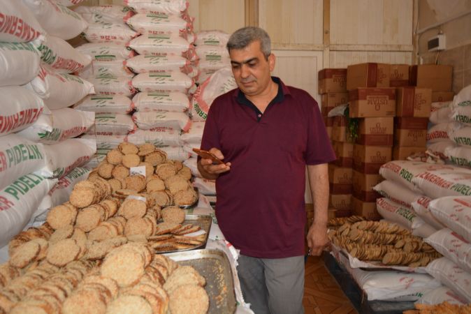 Kömbe evlere siparişle ulaştırılıyor 10