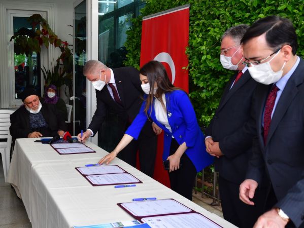 Gaziantep Havaalanı'na Kaplan Kardeşler Camii inşa ettirecek 6