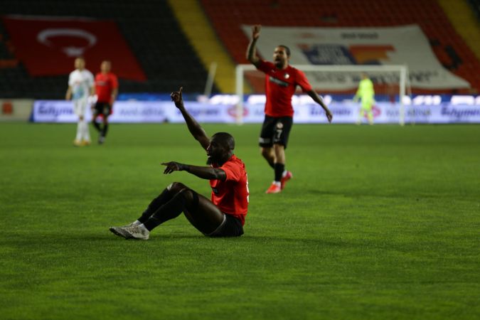 GaziantepFk 4 Çaykur Rizespor: 5...Maçtan Resimler! 10