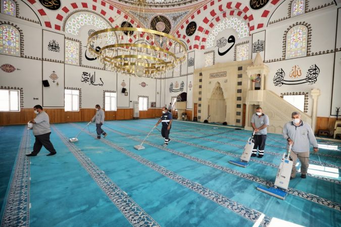 Şehitkamil’de camiler bayram namazına hazır 2