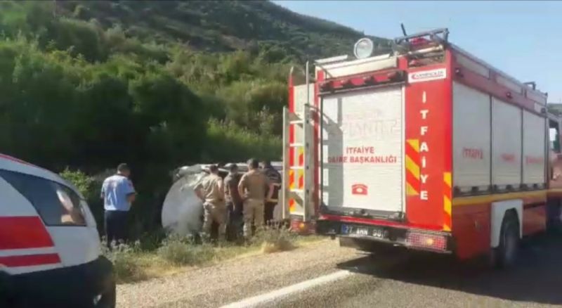 Son Dakika...Gaziantep'te kontrolden çıkan araç şarampole devrildi: 4 yaralı 1