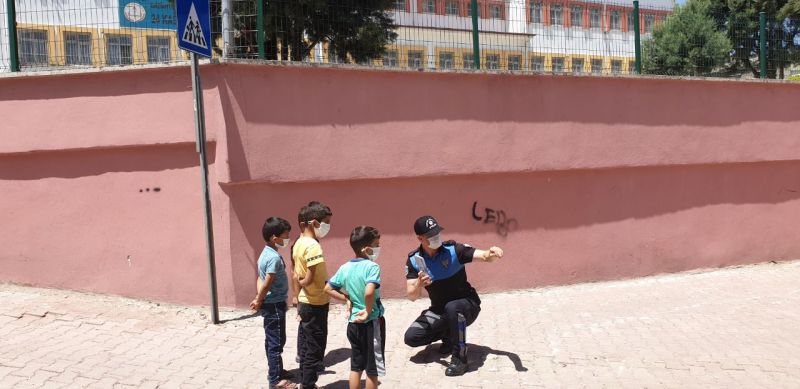 Toplum Destekli Polisler Vatandaşı Bilgilendirdi 12