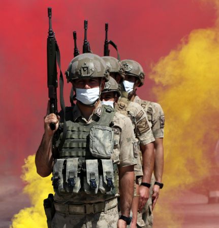 Gaziantep'te komandolar dualarla Suriye'ye uğurlandı 1