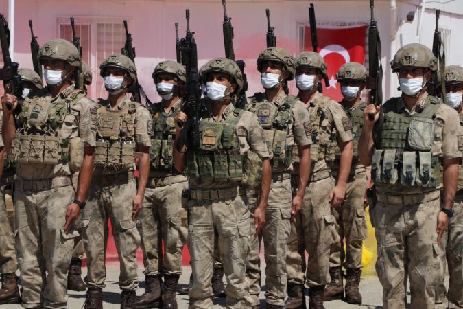 Gaziantep'te komandolar dualarla Suriye'ye uğurlandı 17