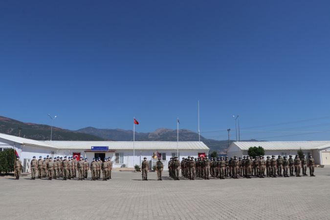 Gaziantep'te komandolar dualarla Suriye'ye uğurlandı 18