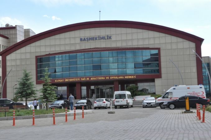 Video Haber...Askeri araç şarampole yuvarlandı: 1 asker şehit oldu, 3 sivil hayatını kaybetti 2