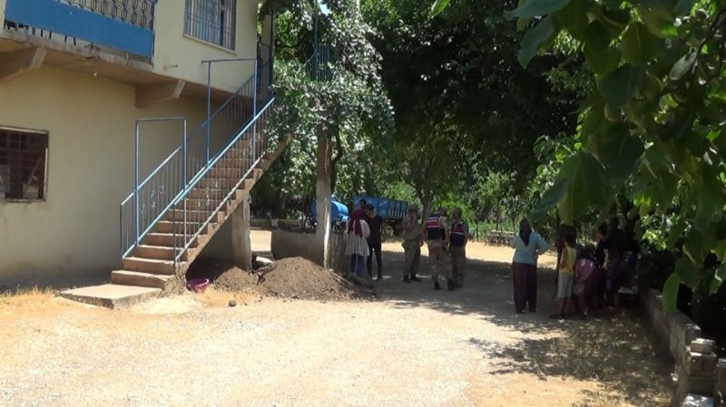 Kaçak kazı sırasında tarihi mozaikler ortaya çıktı 3