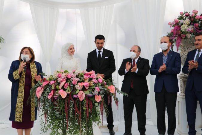 Foto Haber...Erdoğan Bu Nikaha Şahitlik Yaptı... 3