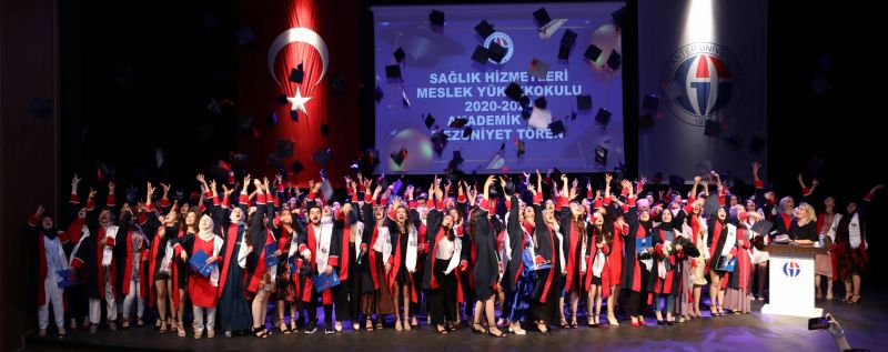 Foto Haber:GAÜN’den sağlık ordusuna taze kan 1