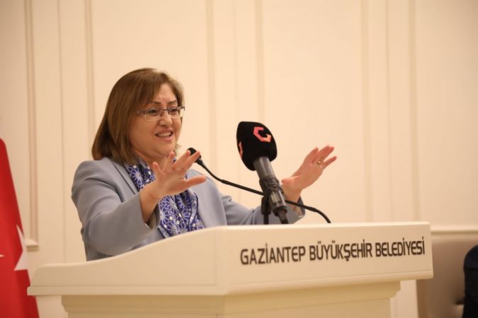 Büyükşehir, LGS’de ilk 50’ye giren öğrencileri ödüllendirdi 6