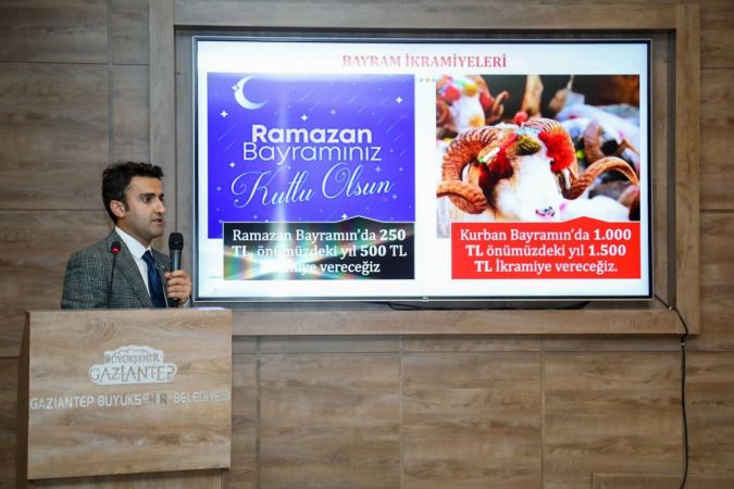 Foto Haber...Büyükşehir’den personeline bayram ikramiyesi! 3