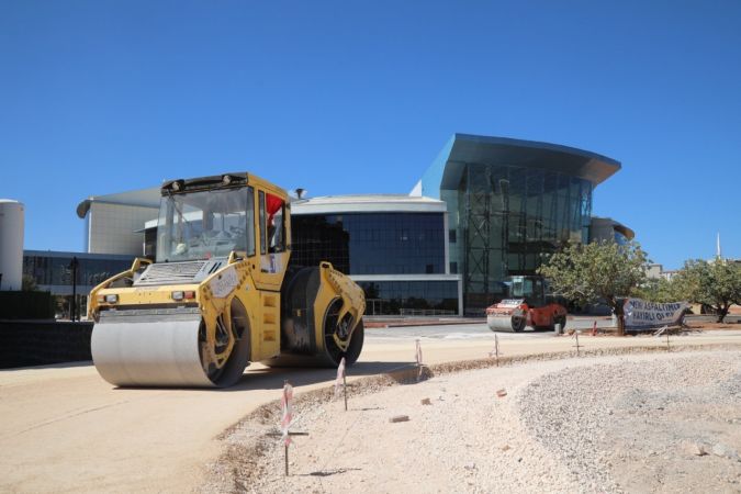 Üniversite Yolu Yapımına Şahin'den İnceleme! Gaziantep Üniversitesi kampüsüne 3 yeni kapı kazandırdı 1