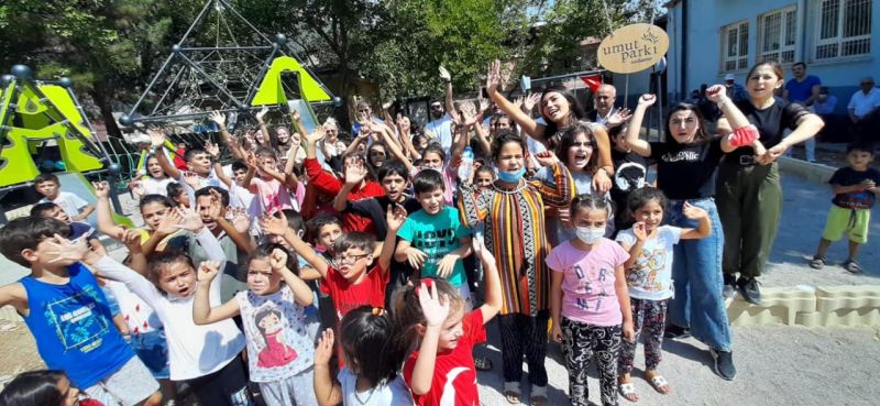 İslahiye'de "Umut Çocuk Oyun Parkı" törenle açıldı 4