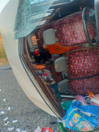 Son Dakika: Facia Gibi Kaza!  Tarım işçilerini taşıyan Gaziantep plakalı minibüs  Kahramanmaraş'ta devrildi: 1 ölü, 15 yaralı 5