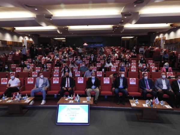 Foto Haber:7’nci Makine Halısı Desen Tasarım Yarışması başladı 4