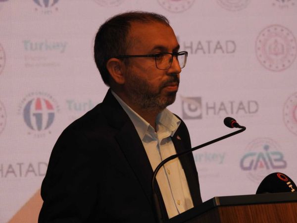 Foto Haber:7’nci Makine Halısı Desen Tasarım Yarışması başladı 6