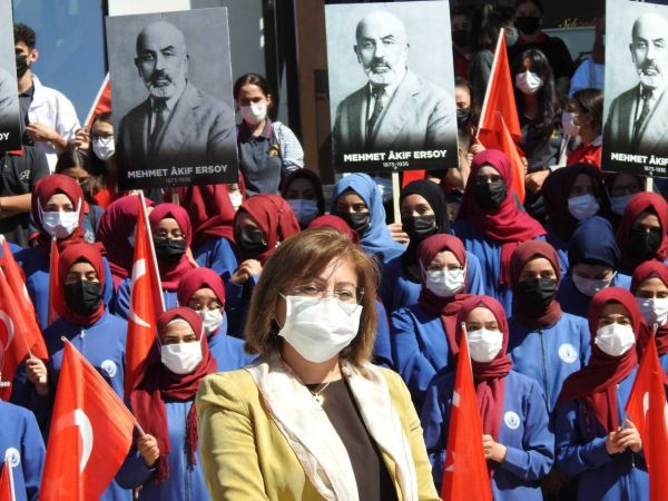 Gaziantep’te 35 bin öğrenci ’Akif’ filmini izleyecek 2