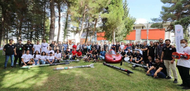 Bakan Yardımıcısı Kacır’dan Teknofest’e katılan öğrencilere tebrik 5