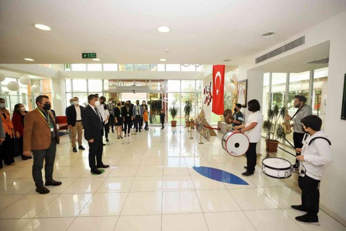 Fadıloğlu’dan öğrencilere kariyer tavsiyesi 1