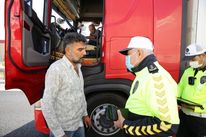 Gaziantep'te drone ile trafik denetiminde 20 sürücüye ceza kesildi 3