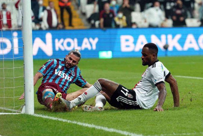 Foto Haber:Spor Toto Süper Lig: Beşiktaş: 1 - Trabzonspor: 2 (Maç sonucu) 2