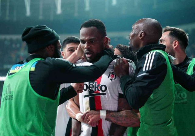 Foto Haber:Spor Toto Süper Lig: Beşiktaş: 1 - Trabzonspor: 2 (Maç sonucu) 5