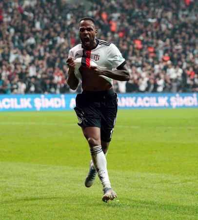 Foto Haber:Spor Toto Süper Lig: Beşiktaş: 1 - Trabzonspor: 2 (Maç sonucu) 12