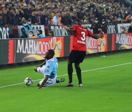 Foto Haber: Süper Lig: Trabzonspor: 3 - Gaziantep FK: 0 8
