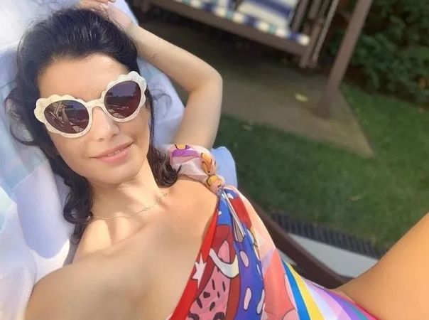 Foto Haber: Ünlü oyuncu Beren Saat yeni imajıyla olay oldu! Dünyaca ünlü yıldıza benzetildi 5