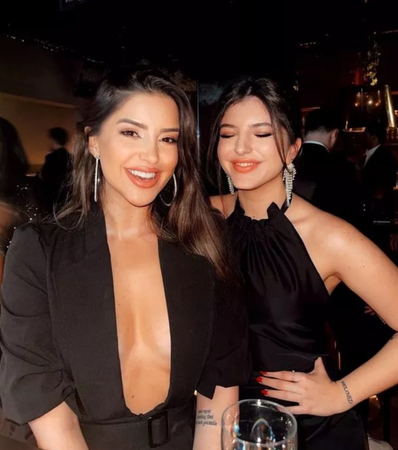 Foto Haber: Fenomen Ala Tokel'in göğüs dekoltesi olay oldu! ''Melis Sezen misin be kadın!'' 1