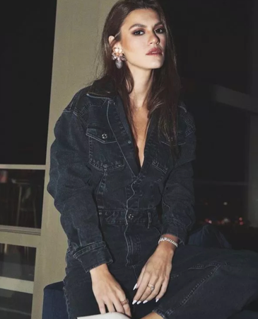 Foto Haber: Camdaki Kız'ın Melisa'sı Yüsra Geyik göğüs dekolteli pozlarıyla Instagram'ı salladı! 6