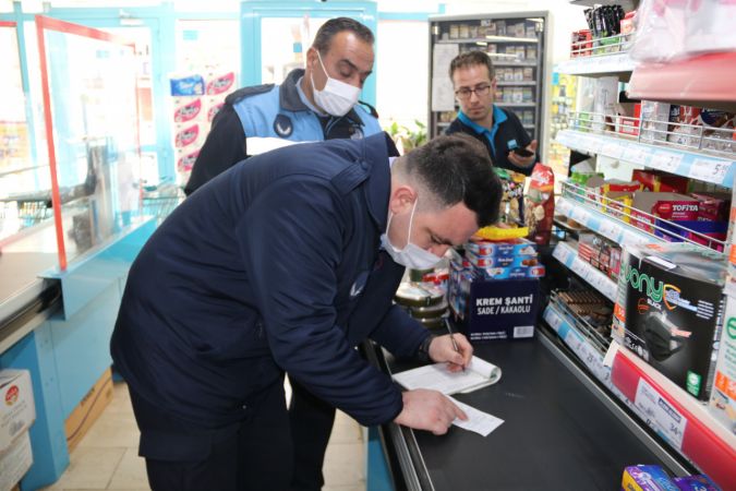 Son Dakika! Foto Haber...Gaziantep'te Zabıtalar Fiyatı Yüksek Tutan Toptancılara Baskın Yaptı! Gaziantep ve Şanlıurfa'da Toptancılara Baskın 2