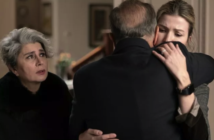 Foto Haber: Camdaki Kız 26. son bölüm final sahnesi! Kocası Sedat ile Melisa'nın görüntülerini izleyen Nalan yıkıldı 6