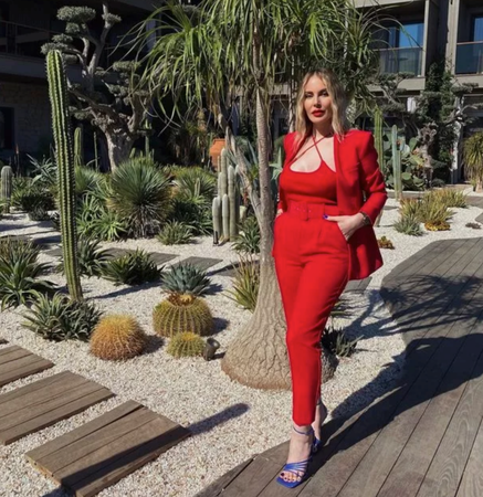 Foto Haber:Hande Sarıoğlu ''Senin Allah'ını seveyim'' diyen takipçisine verdiği yanıtla şaşırttı! 4