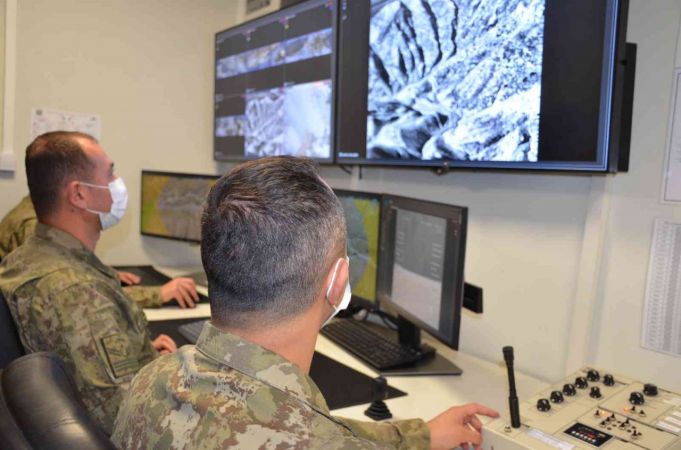 Foto Haber: Mehmetçik sınırda ailesiyle görüşerek yeni yıla girdi 11