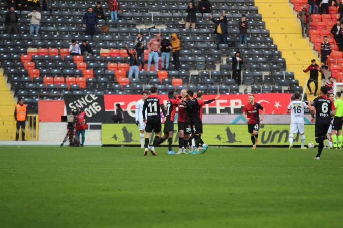 Fotoğraflarla Gaziantep FK - Fatih Karagümrük Maçı 2
