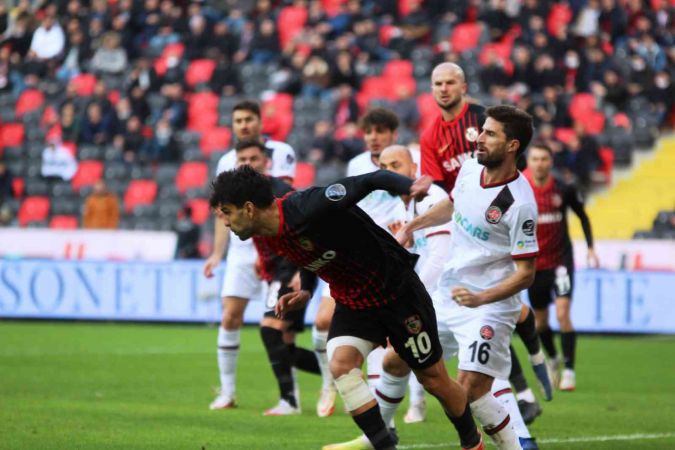 Fotoğraflarla Gaziantep FK - Fatih Karagümrük Maçı 6