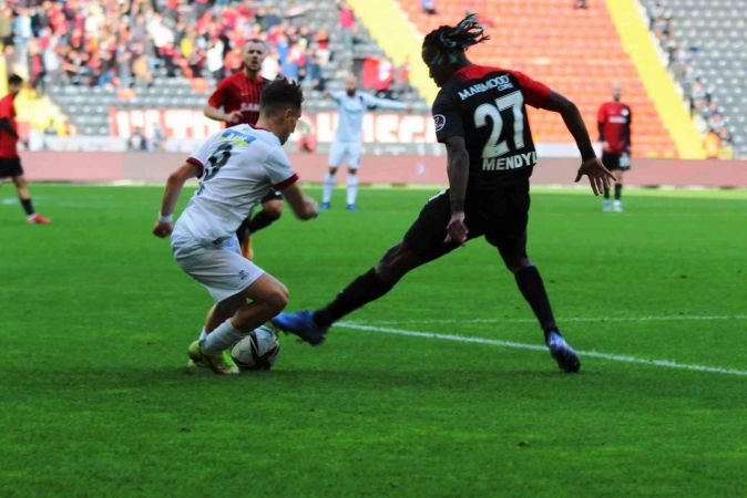 Fotoğraflarla Gaziantep FK - Fatih Karagümrük Maçı 7