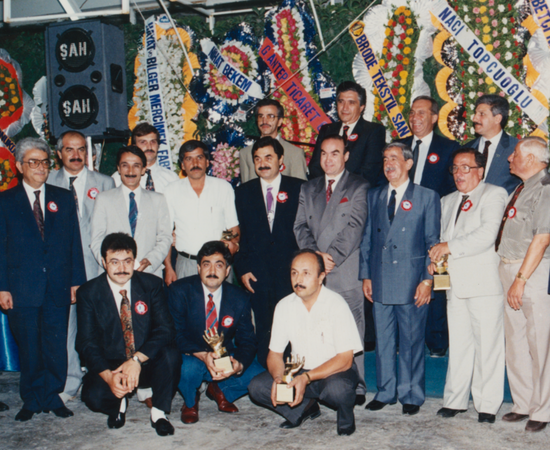 Fotoğraflarla Merhum Sani Konukoğlu. Sani Konukoğlu Kimdir? Sani Konukoğlu'nu Yaşam Hikayesi. 2