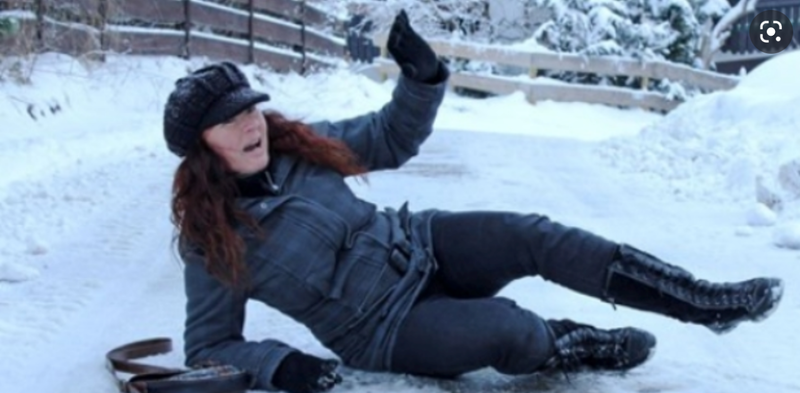 Foto Haber: Gaziantep'te Her Yer Kar Ve Buz! Karda Ve Buzda yürürken düşme tehlikesine dikkat 1