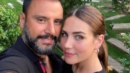 Son Dakika: Foto Haber...Alişan ile Buse Varol boşanıyor mu? Açıklama geldi 1