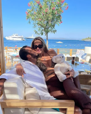 Foto Haber: Şeyma Subaşı sevgilisinin kucağında poz verdi! Mohammed Alsaloussi’den flaş hamle 'Evleniyorlar mı?' 1