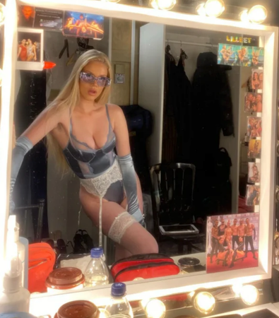 Ağzını fena bozdu küfür etti! Jartiyerli pozlarını paylaşan Serel Yereli'den seks ve cinsellik açıklaması 11