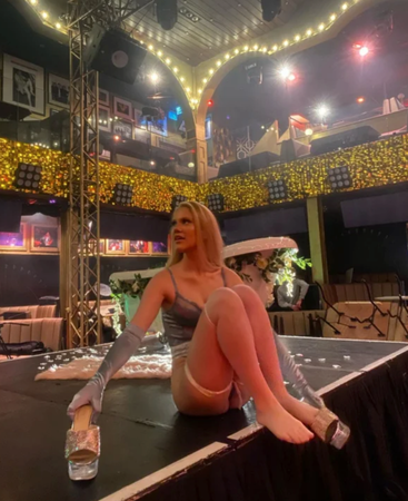 Ağzını fena bozdu küfür etti! Jartiyerli pozlarını paylaşan Serel Yereli'den seks ve cinsellik açıklaması 12